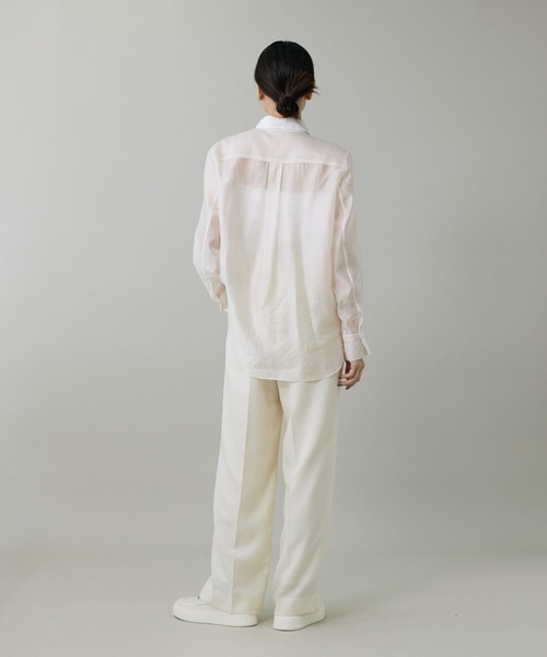 INED(イネド)の「ミクスチャー分繊 ラメドットブラウス(シャツ/ブラウス・レディース・アイボリー/ネイビー・9号/11号)」の4枚目の写真