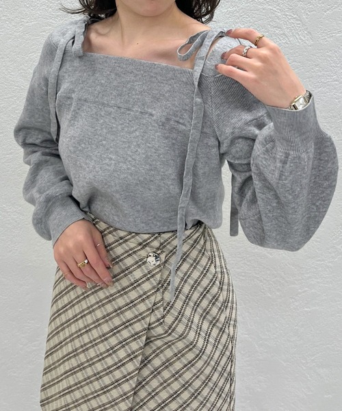 31 Sons de mode（トランテアン　ソン　ドゥ　モード）の「2025秋冬新作 レースオフショルダーニット（ニット/セーター・レディース・グレー/オフホワイト/イエロー・ﾌﾘ-）」の12枚目の写真