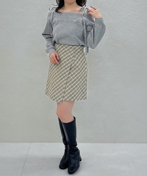 31 Sons de mode（トランテアン　ソン　ドゥ　モード）の「2025秋冬新作 レースオフショルダーニット（ニット/セーター・レディース・グレー/オフホワイト/イエロー・ﾌﾘ-）」の5枚目の写真