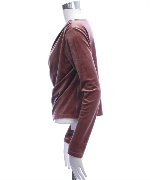 CLEAR BASIC（クリアベーシック）の「ベロアドレープトップス[大人 フェミニン 上品]≪AW新作≫（Tシャツ/カットソー・レディース・ライトベージュ/チャコールグレー/モカ/ピンク・F）」の14枚目の写真