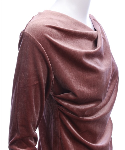 CLEAR BASIC（クリアベーシック）の「ベロアドレープトップス[大人 フェミニン 上品]≪AW新作≫（Tシャツ/カットソー・レディース・ライトベージュ/チャコールグレー/モカ/ピンク・F）」の20枚目の写真