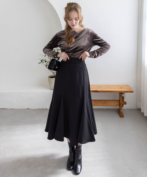 CLEAR BASIC（クリアベーシック）の「ベロアドレープトップス[大人 フェミニン 上品]≪AW新作≫（Tシャツ/カットソー・レディース・ライトベージュ/チャコールグレー/モカ/ピンク・F）」の7枚目の写真