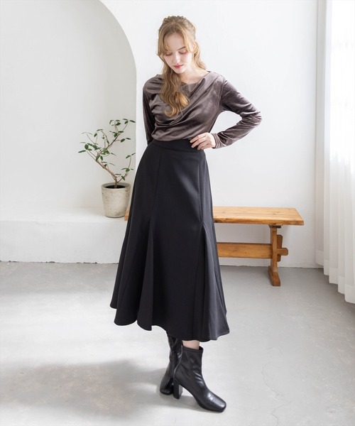 CLEAR BASIC（クリアベーシック）の「ベロアドレープトップス[大人 フェミニン 上品]≪AW新作≫（Tシャツ/カットソー・レディース・ライトベージュ/チャコールグレー/モカ/ピンク・F）」の8枚目の写真