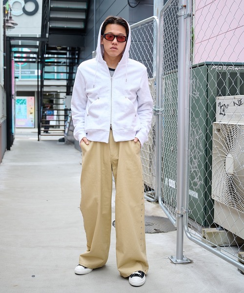 CONZ（コンズ）の「SHORT ZIP HOODIE/ショートジップフーディー/スウェット/冷房対策/NVRFRGT/CONZ（パーカー・メンズ・ホワイト/グレー/ブラック・1/3/2）」の21枚目の写真