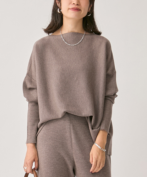 VERMEIL par iena（ヴェルメイユパーイエナ）の「《追加》ボートネックプルオーバー（ニット/セーター・レディース・ブラック/ブラウン・FREE）」の2枚目の写真