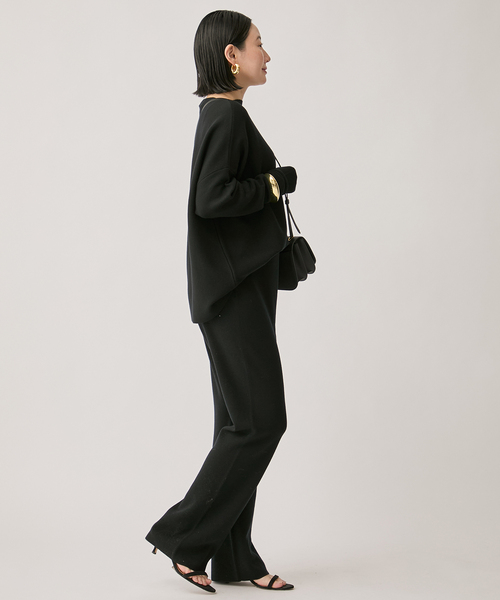 VERMEIL par iena（ヴェルメイユパーイエナ）の「《追加》ボートネックプルオーバー（ニット/セーター・レディース・ブラック/ブラウン・FREE）」の17枚目の写真