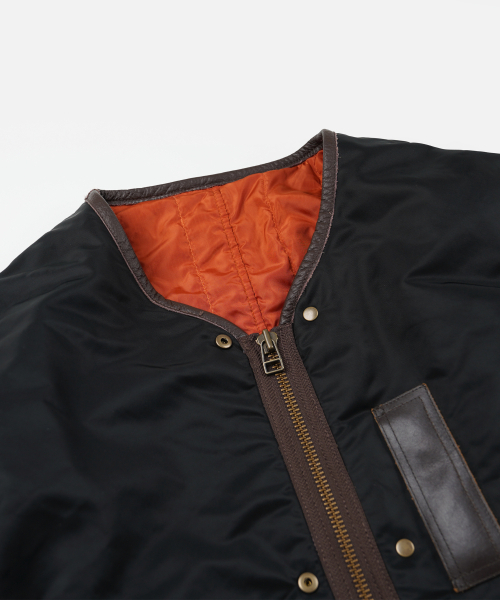 FRIZMWORKS(フリズムワークス)の「REVERSIBLE MA-1 LINER JACKET _ BLACK(ブルゾン・メンズ・その他・MEDIUM/LARGE/X-LARGE/SMALL)」の3枚目の写真