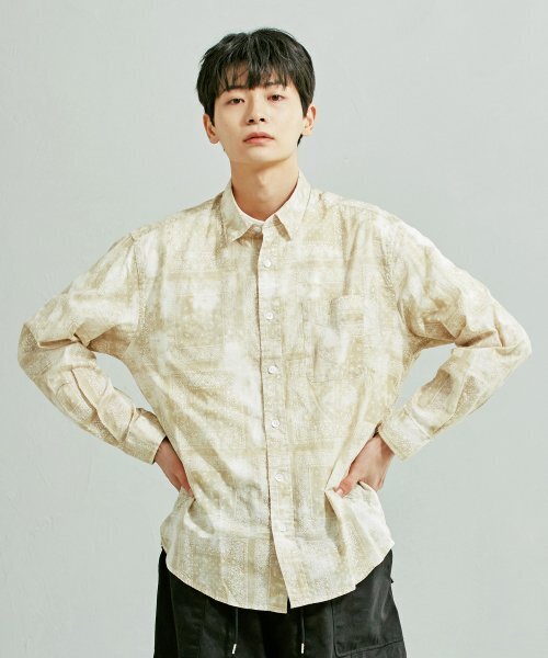 FRIZMWORKS(フリズムワークス)の「TIE-DYED BANDANA OVERSIZED SHIRT _ BEIGE(シャツ/ブラウス・メンズ・その他・MEDIUM/LARGE)」の1枚目の写真