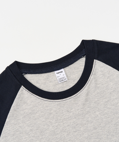 TOFFEE（トフィー）の「ミニマルラグランロングスリーブ (ネイビー)（Tシャツ/カットソー・メンズ・その他・MEDIUM/LARGE/X-LARGE）」の2枚目の写真