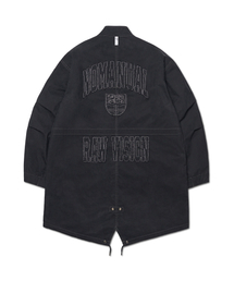 NOMANUAL（NOMANUAL）の「PATCHED EMBLEM PARKA - WASHED BLACK（ミリタリージャケット）」