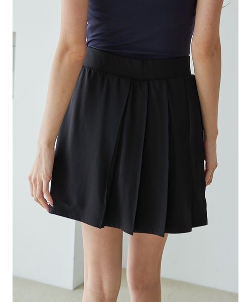 PUMA（プーマ）の「【SNIDEL×PUMA】プリーツミニスカショーパン（その他パンツ・レディース・ブラック/ライトグレー・S）」の3枚目の写真