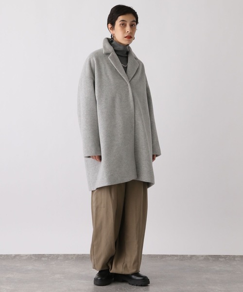 studio CLIP(スタディオクリップ)の「《ウタオ》テーラードコート(チェスターコート・レディース・ベージュ/チャコール/ライトグレー・FREE)」の4枚目の写真