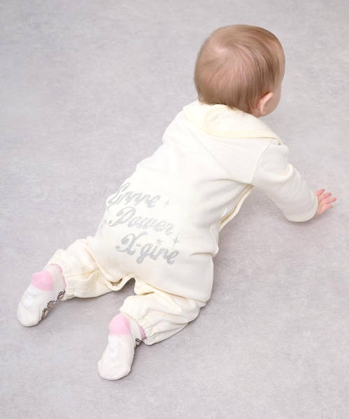 X-girl Stages（エックスガールステージス）の「ベアプリントスウェット2WAYオール（ロンパース・キッズ・ラベンダー/アイボリー・50-70cm）」の14枚目の写真