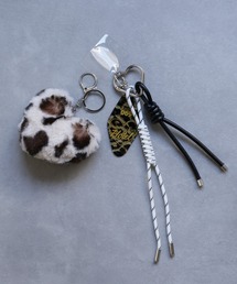 ap retro（アプレトロ）の「ハートモチーフファーチャーム（チャーム）」