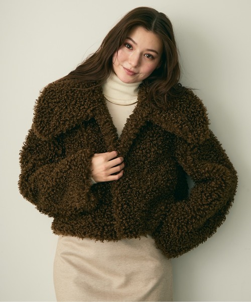 Lunea（ルネア）の「プードルファーコート（ブルゾン・レディース・ベージュ/ブラック/ブラウン・FREE）」の2枚目の写真