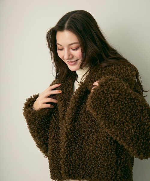 Lunea（ルネア）の「プードルファーコート（ブルゾン・レディース・ベージュ/ブラック/ブラウン・FREE）」の15枚目の写真