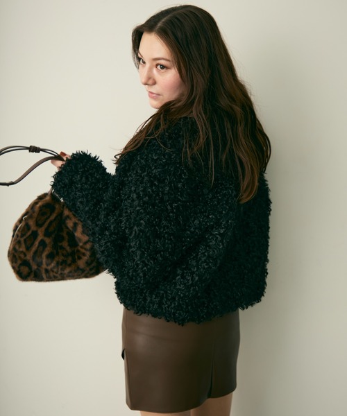 Lunea（ルネア）の「プードルファーコート（ブルゾン・レディース・ベージュ/ブラック/ブラウン・FREE）」の10枚目の写真