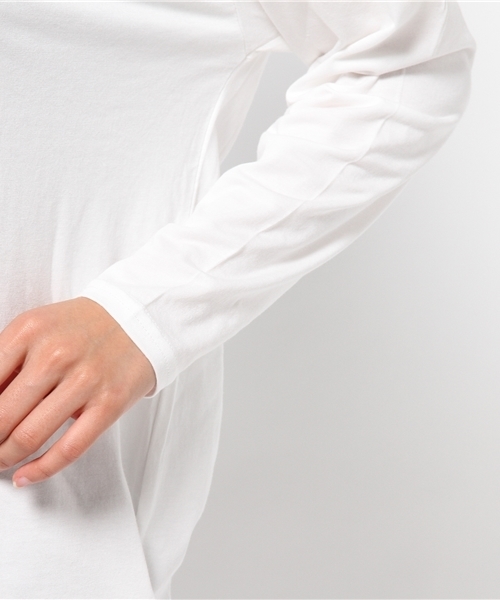 MOUSSY(マウジー)の「ERI LOOSE V/N TEE(Tシャツ/カットソー・レディース・ホワイト/ブラック/ベージュ/オレンジ/ライトブルー/ライトピンク・FREE)」の11枚目の写真