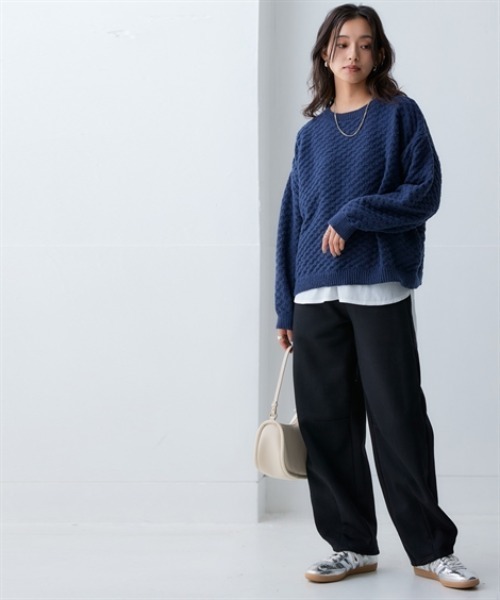 nissen（ニッセン）の「綿100％裏起毛バレルレッグシルエットスウェットパンツ＜大きいサイズ有＞（その他パンツ・レディース・アイボリー/ブラック/杢グレー・4L/5L/8L/10L/6L/LL/S/M/L/3L）」の11枚目の写真