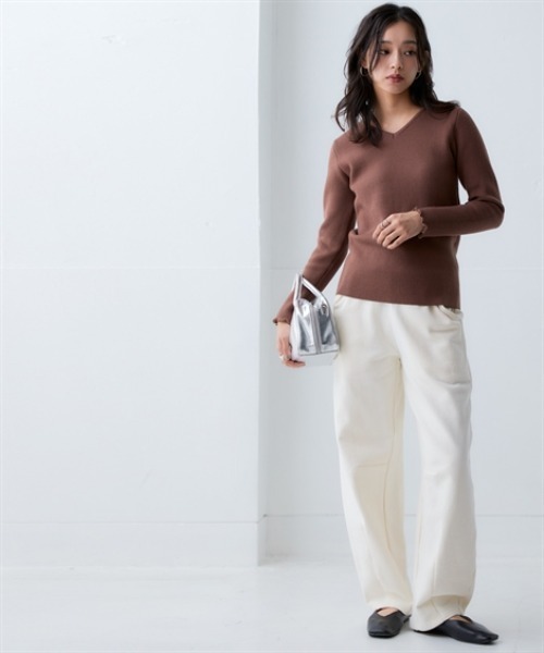 nissen（ニッセン）の「綿100％裏起毛バレルレッグシルエットスウェットパンツ＜大きいサイズ有＞（その他パンツ・レディース・アイボリー/ブラック/杢グレー・4L/5L/8L/10L/6L/LL/S/M/L/3L）」の15枚目の写真