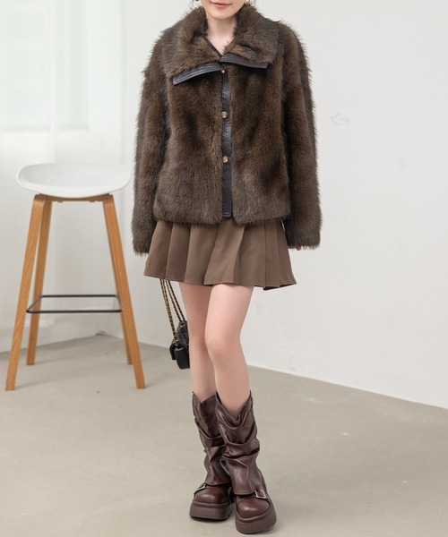 DAY CLOSET（デイ クローゼット）の「【ショート丈/厚手】ふわっとリッチに冬映え 。長袖 ビッグカラー ボリュームフェイクファー 合皮ブルゾン レディース（ブルゾン・レディース・ダークブラウン/ブラウン・L/M）」の15枚目の写真