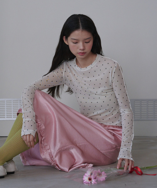 OPENING SUNSHINE(オープニングサンシャイン)の「ドットシースルーロングスリーブメッシュトップアイボリー(Tシャツ/カットソー・レディース・その他・FREE)」の1枚目の写真