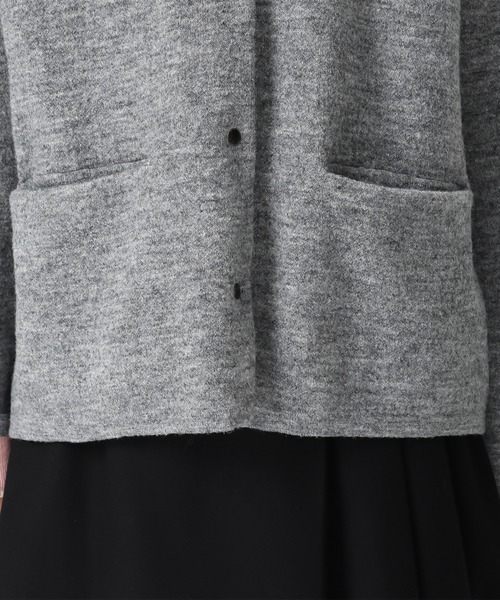 31 Sons de mode（トランテアン　ソン　ドゥ　モード）の「2025秋冬新作 配色ニットカーディガン（カーディガン/ボレロ・レディース・チャコールグレー/アイボリー/ネイビー・ﾌﾘ-）」の12枚目の写真