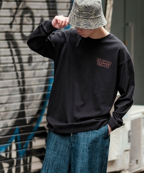 En serio TOKYO（エンソリオトーキョー）の「【SIDEWAYSTANCE】長袖キャラロゴプリントTシャツ（Tシャツ/カットソー・メンズ・ブルー系その他/ホワイト系その他/イエロー系その他/カーキ/ブラック系その他/グレー・MEDIUM/LARGE/SMALL/X-LARGE）」の12枚目の写真
