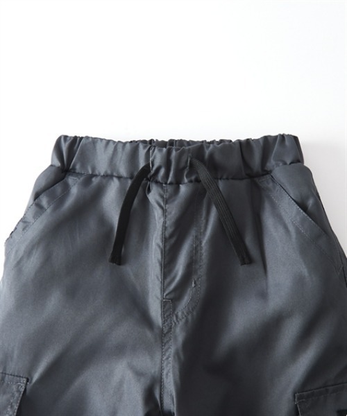 QUNTSTYLE(キュントスタイル)の「裏フリース カーゴパンツ(カーゴパンツ・キッズ・チャコール/ブラック・150/140/130/120/110/160)」の9枚目の写真