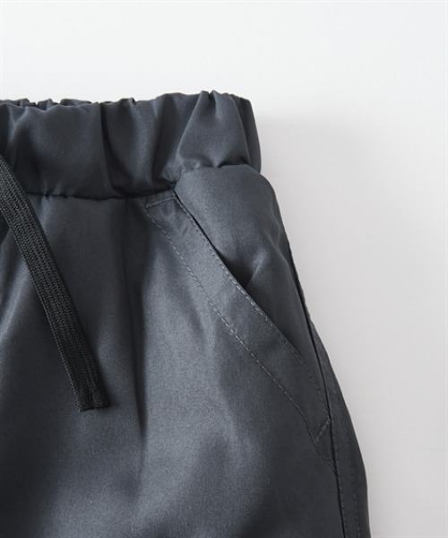 QUNTSTYLE(キュントスタイル)の「裏フリース カーゴパンツ(カーゴパンツ・キッズ・チャコール/ブラック・150/140/130/120/110/160)」の10枚目の写真