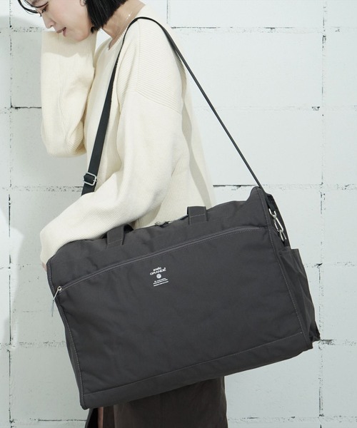 anello GRANDE(アネログランデ)の「"02"≪anello GRANDE≫CABIN/キャビン 10ポケット/36L 2WAY ボストンバッグ(ボストンバッグ・レディース・ベージュ/ダークグレー/ネイビー/ブラック系/ブラック/グレイッシュベージュ/ネイビー系・ONE SIZE)」の3枚目の写真