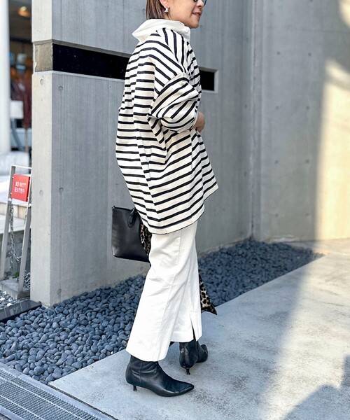 Rie Miller（リエミラー）の「【RM denim】スリットクロップドセンタープレスデニム（デニムパンツ・レディース・インディゴブルー/オフホワイト・L/M/S/XS）」の7枚目の写真