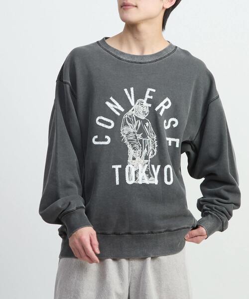 CONVERSE TOKYO(コンバーストウキョウ)の「GORILLA LOGO PRINT SWEAT(スウェット・レディース・ブラック/サックスブルー/ピンク・SMALL/MEDIUM)」の4枚目の写真