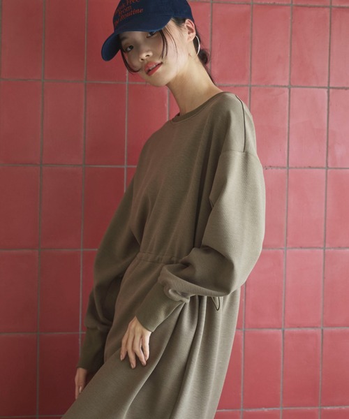 Doux archives(ドゥアルシーヴ)の「ウエストドロストカットワンピース(ワンピース・レディース・キャメル/カーキ/ネイビー・FREE)」の20枚目の写真