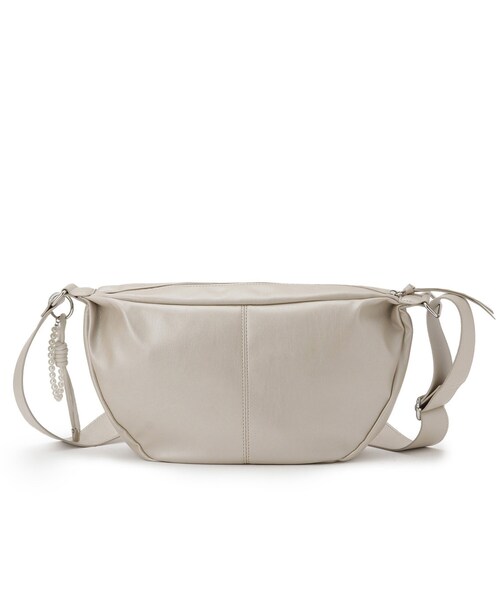 ITS'DEMO（イッツデモ）の「パール調チャーム付きショルダー（ショルダーバッグ・レディース・ブラック/ナチュラル/ライトベージュ・00）」の16枚目の写真