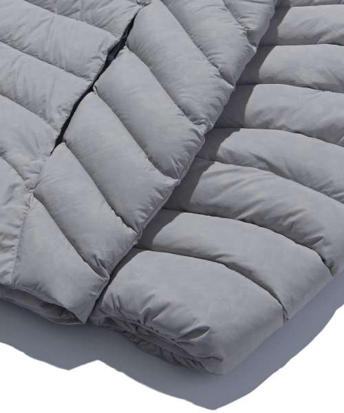 CRITIC(クリティック)の「Wormhole Bubble Light Down Jacket Grey(ダウンジャケット/コート・レディース・その他・M/L/XL)」の4枚目の写真