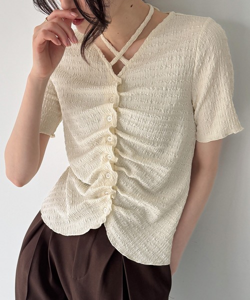 junoah(ジュノア)の「フロントシャーリング首元クロスリボン半袖カーディガン(カーディガン/ボレロ・レディース・ブラウン/アイボリー/ブラック・SMALL/LARGE/MEDIUM)」の8枚目の写真