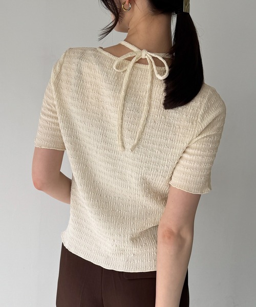junoah(ジュノア)の「フロントシャーリング首元クロスリボン半袖カーディガン(カーディガン/ボレロ・レディース・ブラウン/アイボリー/ブラック・SMALL/LARGE/MEDIUM)」の9枚目の写真