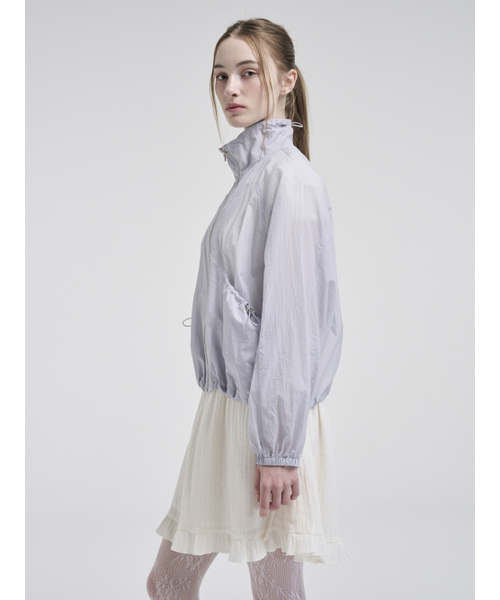 ETMON（エトモン）の「Volume Pocket Wind Jumper, Greyish Blue（ナイロンジャケット・レディース・その他・FREE）」の4枚目の写真