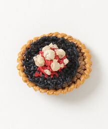 PRADA（プラダ）の「ブローチ・コサージュ（ブローチ/コサージュ）」