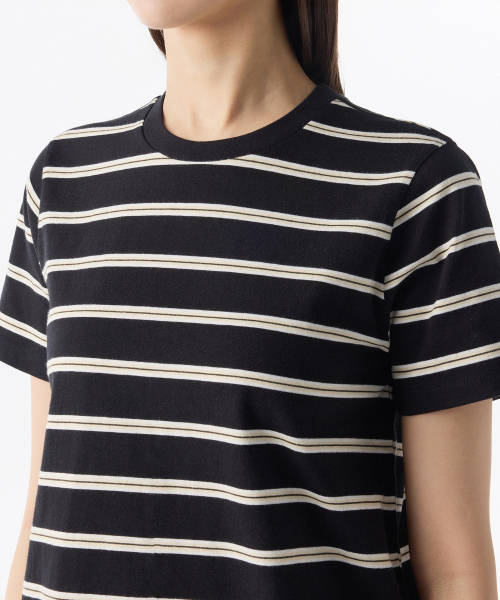 MUSINSA STANDARD WOMAN（ムシンサスタンダードウーマン）の「ウィメンズマルチストライプクルーネックTシャツ1[ブラック]（Tシャツ/カットソー・レディース・その他・SMALL/MEDIUM/X-SMALL/LARGE）」の3枚目の写真