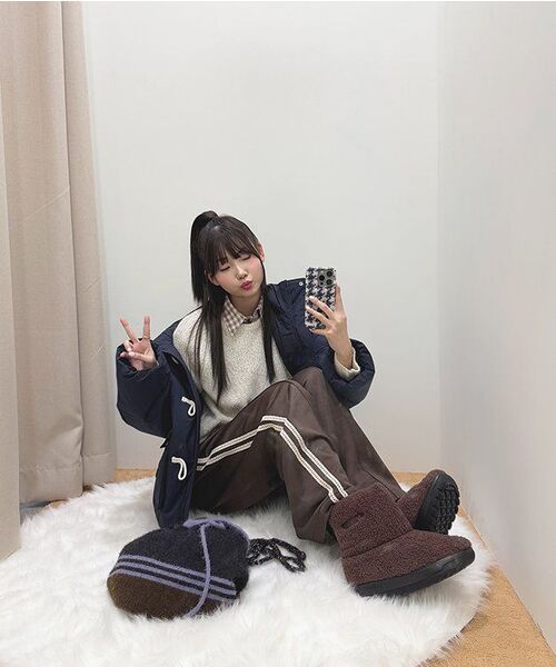 MUSINSA STANDARD WOMAN（ムシンサスタンダードウーマン）の「ウィメンズフード付きダッフルショートパディングパーカー[ネイビー]（ダウンジャケット/コート・レディース・その他・LARGE/X-SMALL/SMALL/MEDIUM）」の2枚目の写真
