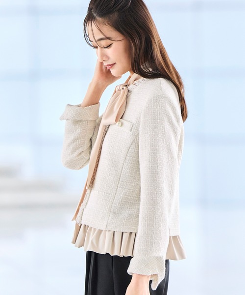 RUIRUE BOUTIQUE（ルイルエブティック）の「ノーカラー ツイード フリル ワイドパンツ スーツ ｜ セレモニースーツ・ママスーツ・パンツスーツ・セットアップ・オケージョンスーツ・フォーマルスーツ・ノーカラージャケット（スーツセット・レディース・ネイビー/アイボリー系1/ブラック・S/M/L/LL）」の10枚目の写真