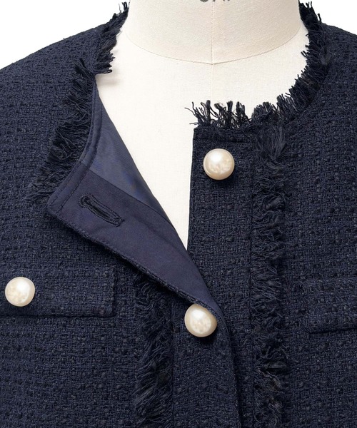 RUIRUE BOUTIQUE（ルイルエブティック）の「ノーカラー ツイード フリル ワイドパンツ スーツ ｜ セレモニースーツ・ママスーツ・パンツスーツ・セットアップ・オケージョンスーツ・フォーマルスーツ・ノーカラージャケット（スーツセット・レディース・ネイビー/アイボリー系1/ブラック・S/M/L/LL）」の21枚目の写真