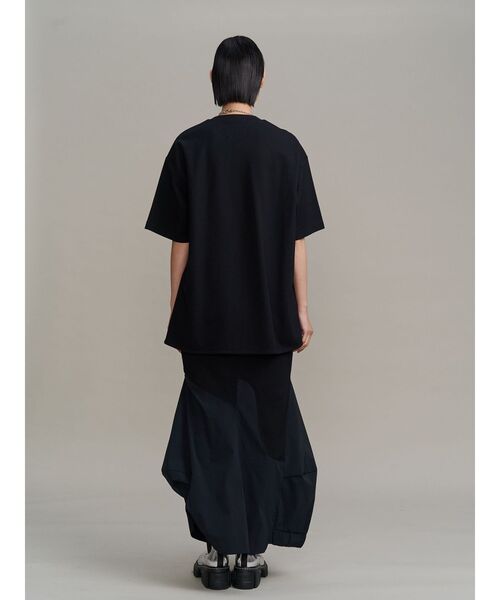 UN3D.(アンスリード)の「ART DOCKING T-SH / アートドッキングTシャツ(Tシャツ/カットソー・レディース・カーキ/ブラック/ホワイト・38/36)」の9枚目の写真