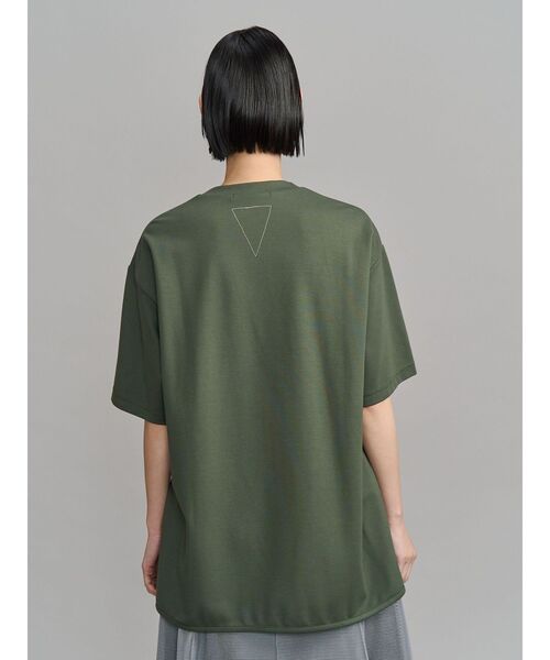 UN3D.(アンスリード)の「ART DOCKING T-SH / アートドッキングTシャツ(Tシャツ/カットソー・レディース・カーキ/ブラック/ホワイト・38/36)」の18枚目の写真