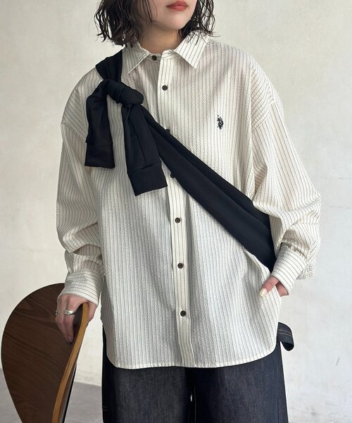 U.S. POLO ASSN.(ユーエスポロアッスン)の「【U.S. POLO ASSN.】シアサッカー長袖シャツ(シャツ/ブラウス・レディース・ブラウン/ブルー系その他/ブラック/アイボリー/ブルー・LARGE/MEDIUM)」の6枚目の写真