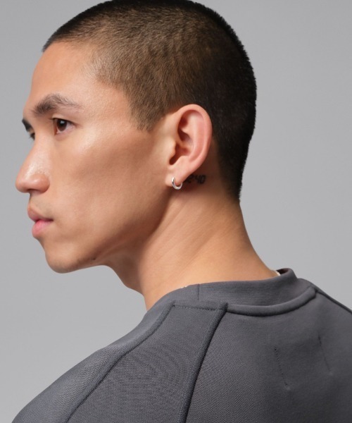 JORDAN BRAND（ジョーダンブランド）の「JORDAN BRAND Paris Saint-Germain Hoop Fleece Crewneck Sweatshirt（ジョーダンブランド パリ・サンジェルマン フープ フリース クルーネック スウェットシャツ）（スウェット・メンズ・グレー系・LARGE/MEDIUM/X-LARGE）」の4枚目の写真