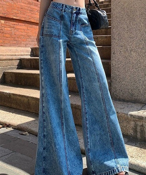 gossip！ロサンゼルス（ゴシップロサンゼルス）の「センターステッチ フレアデニム（デニムパンツ・レディース・ブルー・M）」の4枚目の写真