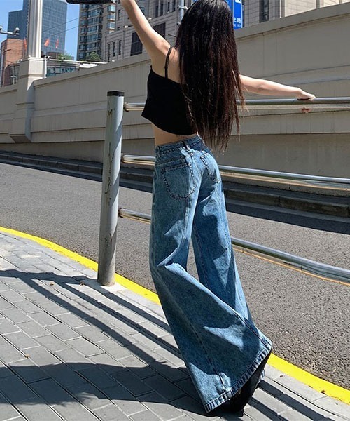 gossip！ロサンゼルス（ゴシップロサンゼルス）の「センターステッチ フレアデニム（デニムパンツ・レディース・ブルー・M）」の13枚目の写真